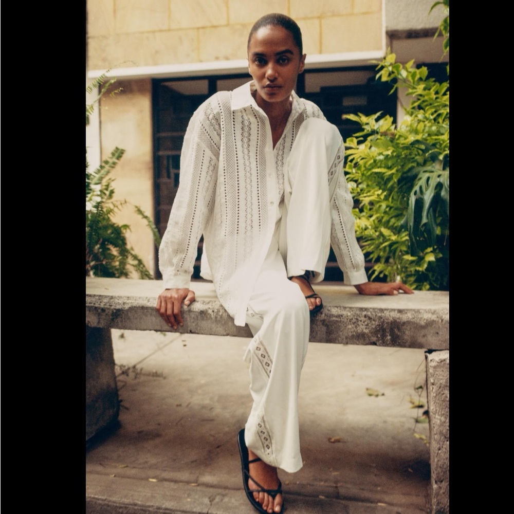 SIDE STRIPE WIDE LEG PANTS